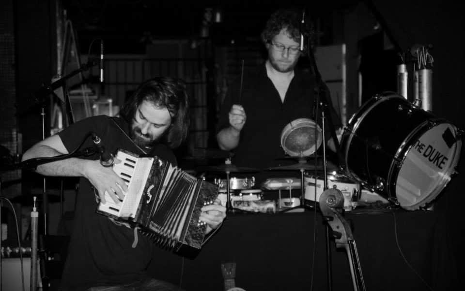 Mesés férfiak játéktrombitákkal – Małe Instrumenty-koncert