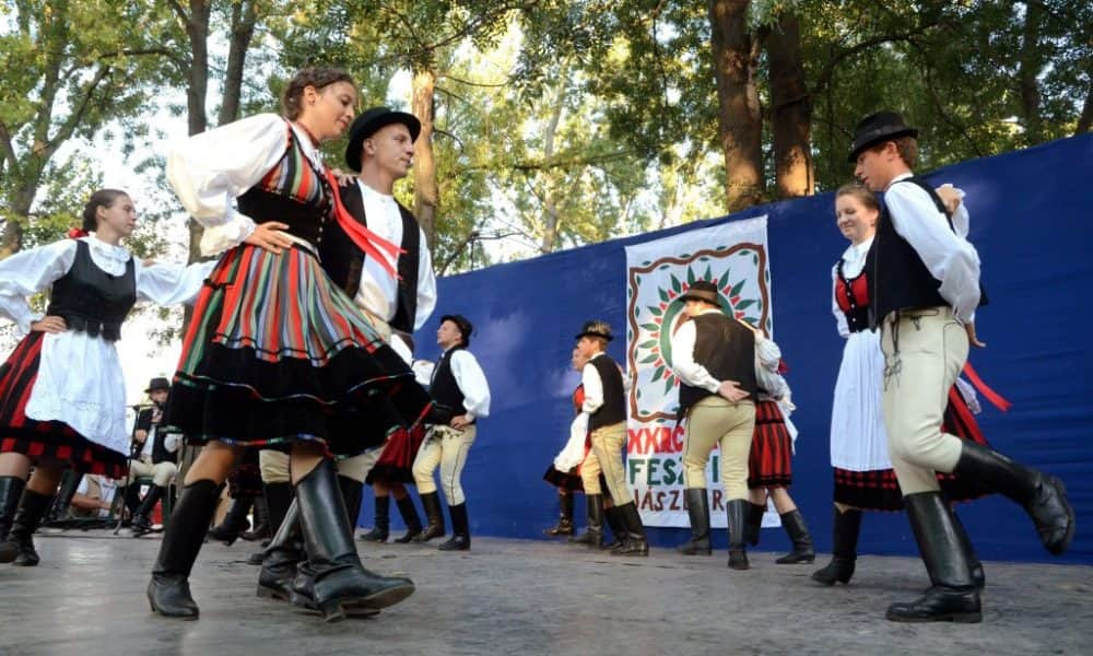 Egy hét tömény folklór – keddtől Csángó Fesztivál Jászberényben