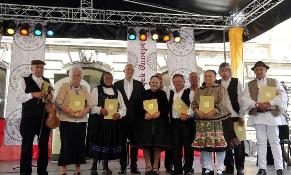 Ők kapták idén a Népművészet Mestere díjat