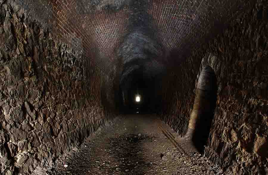 Titkos alagút