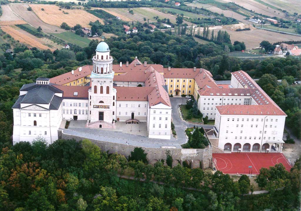 Pannonhalma Pannonhalmi Főapátság