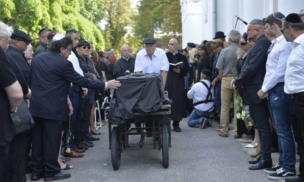 Végső útjára kísérték Somló Tamást