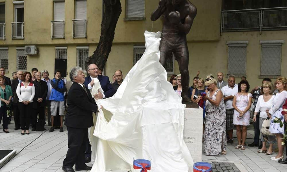 Papp Lászlót még Belmondo és példaképének tekintette