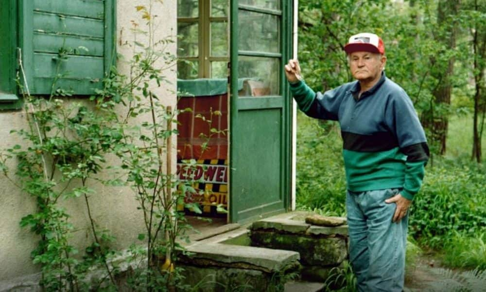 Bohumil Hrabal: kohász, vasutas, hulladékudvaros és csörgősipkás tökfilkó