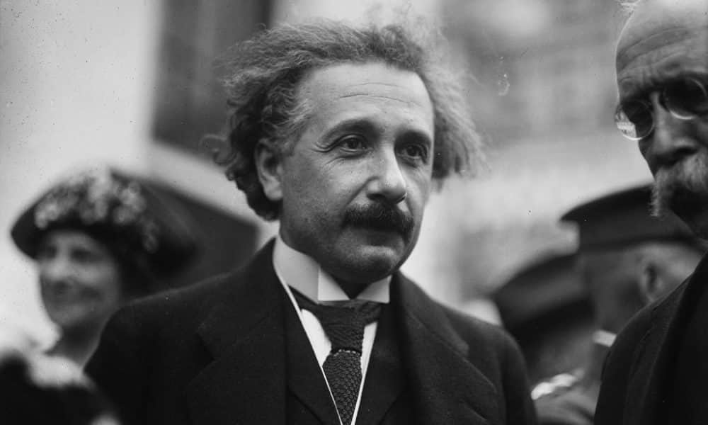 1,2 millió dollárért eladták Einstein E=mc2 képletét