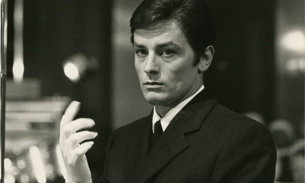 Alain Delon keresi a nőt, aki a végső pillanatig elkíséri