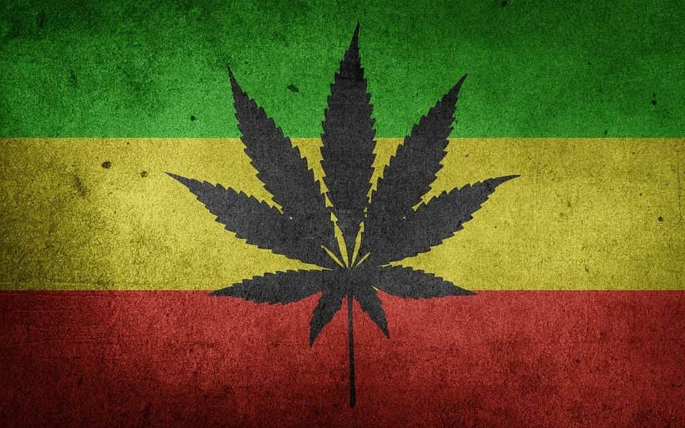 Több ezren tüntettek a marihuána legalizálásáért