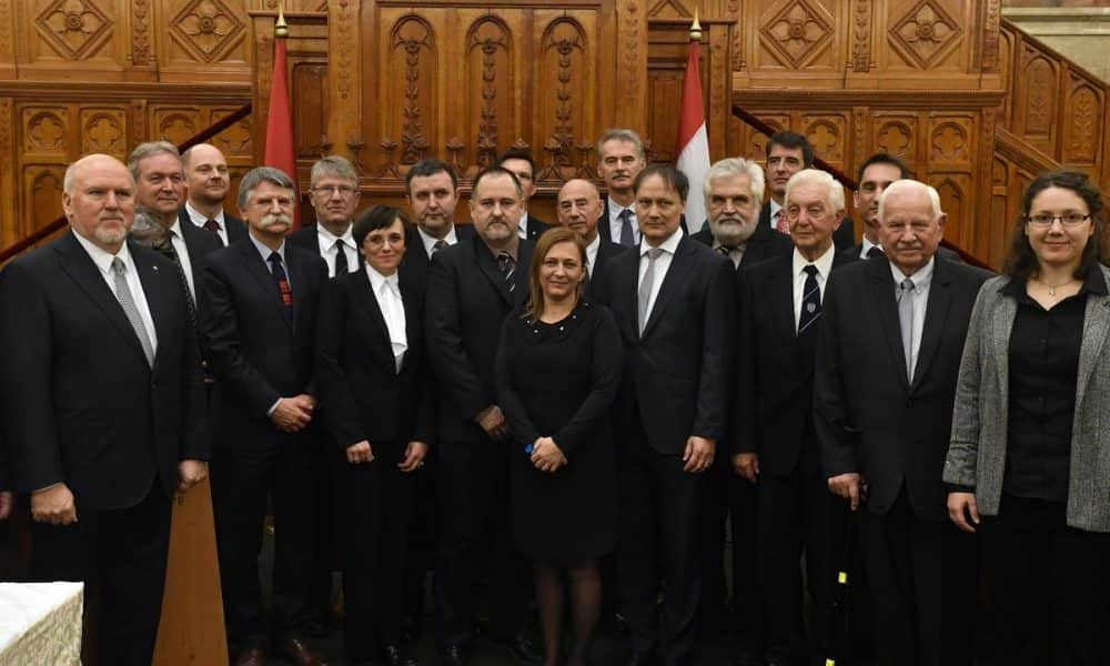 Ők kapták idén a Gábor Dénes-díjakat