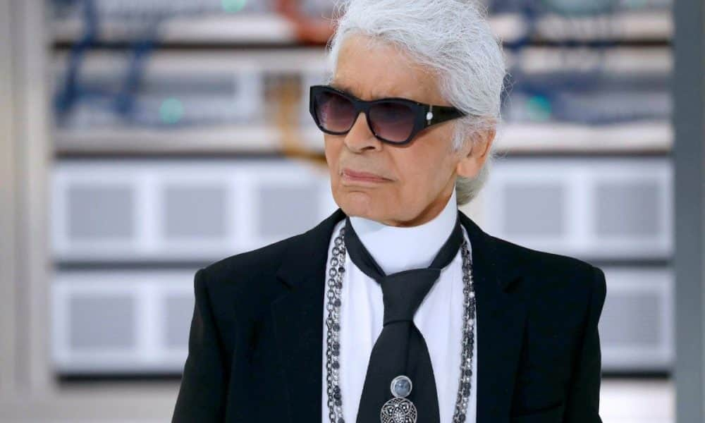 Elhunyt a világhírű divattervező, Karl Lagerfeld