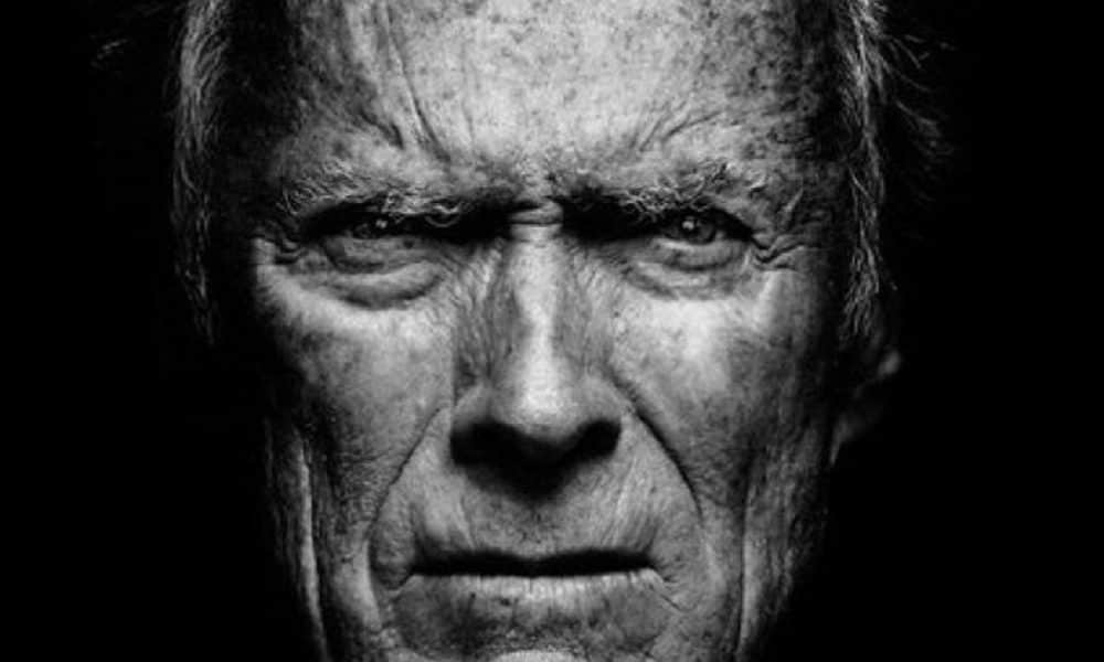 Clint Eastwood nem a természetes hangján beszél a filmjeiben