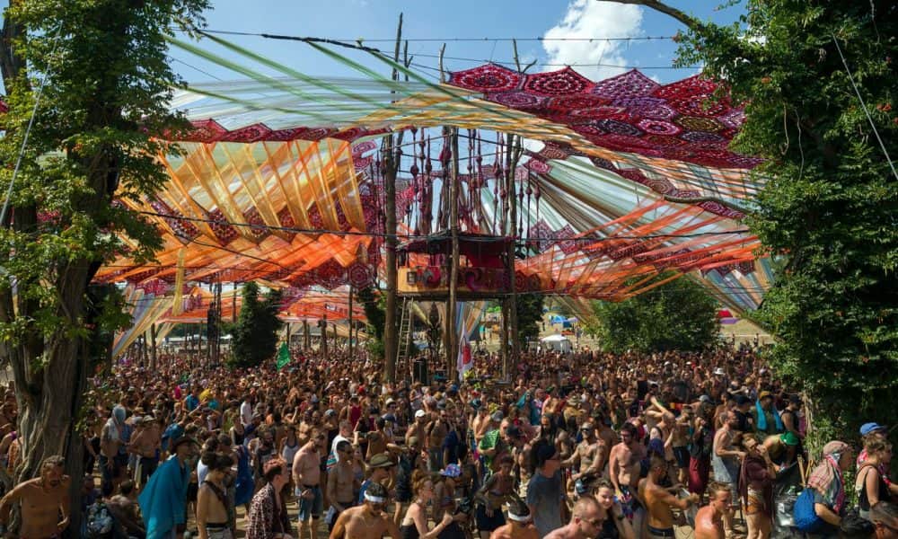 Életveszélyes késelés az Ozora Fesztiválon