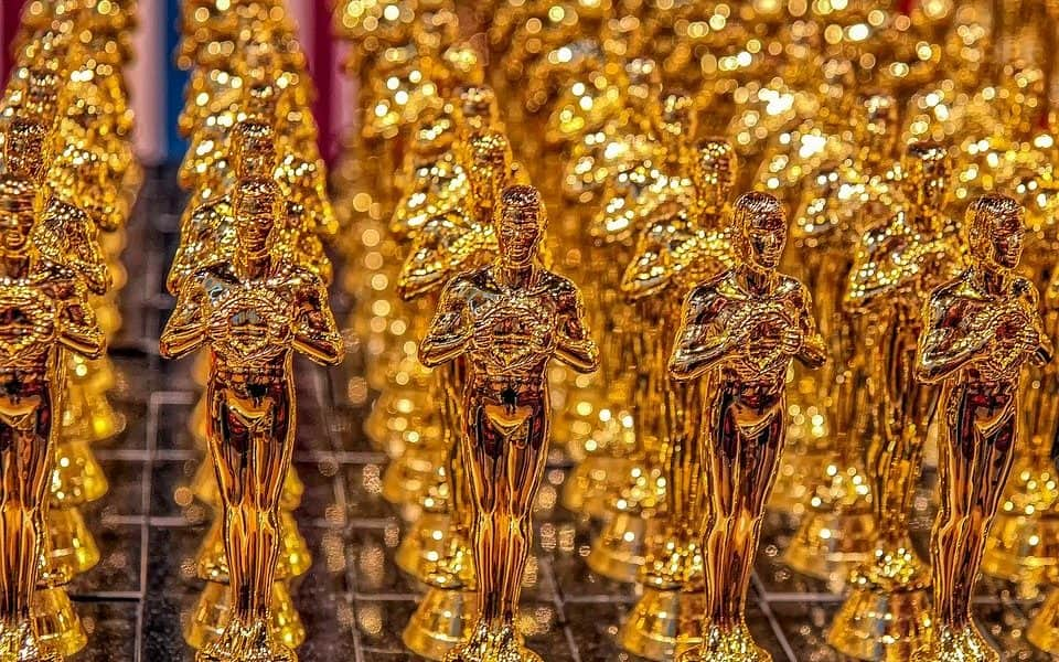 Első körben ennek a 9 filmnek az Oscar-jelölését vizsgálja a 9 ezer zsűritag