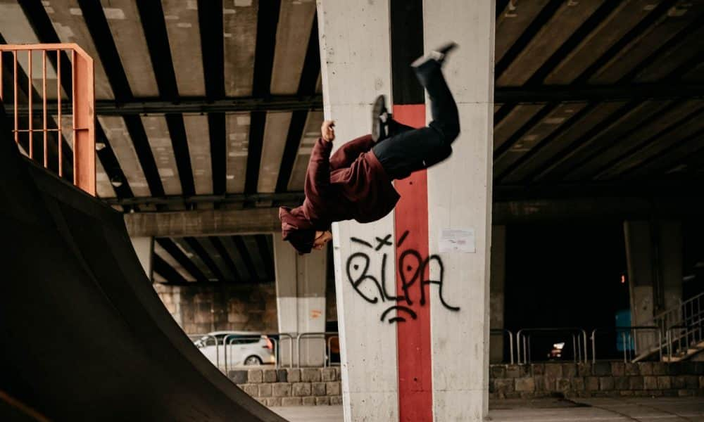 Flying Bodies Fesztivál 2021 – Kortárstánc, parkour, cirkusz és zenei programok az Artus Kortárs Művészeti Stúdióban