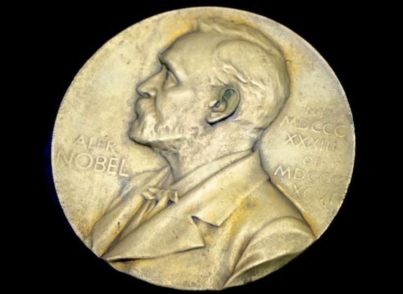 A Nobel-díj átvehető az otthoni karosszékből