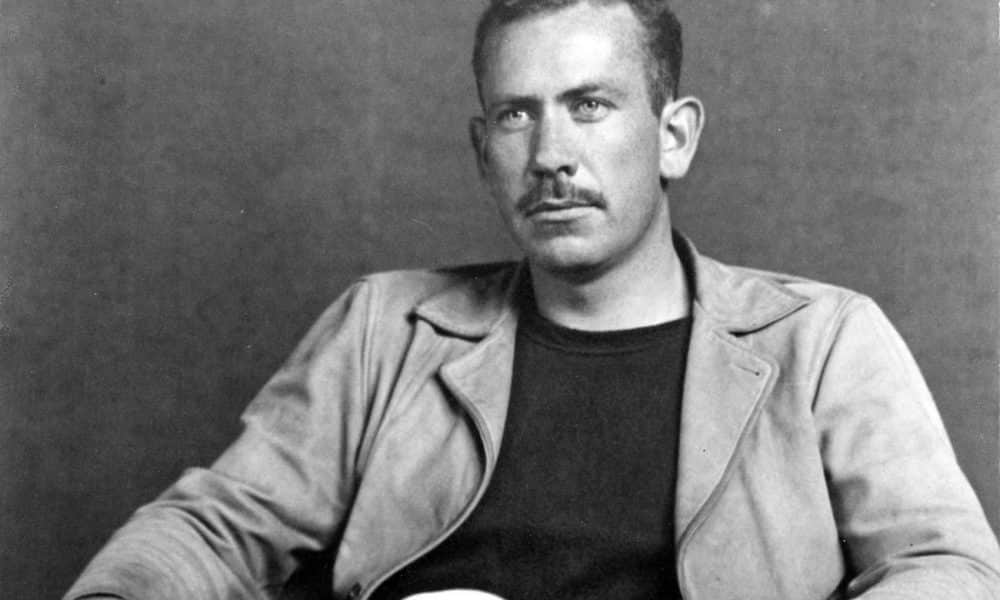 Először adják ki Steinbeck Érik a gyümölcs című regényét cenzúrázatlanul