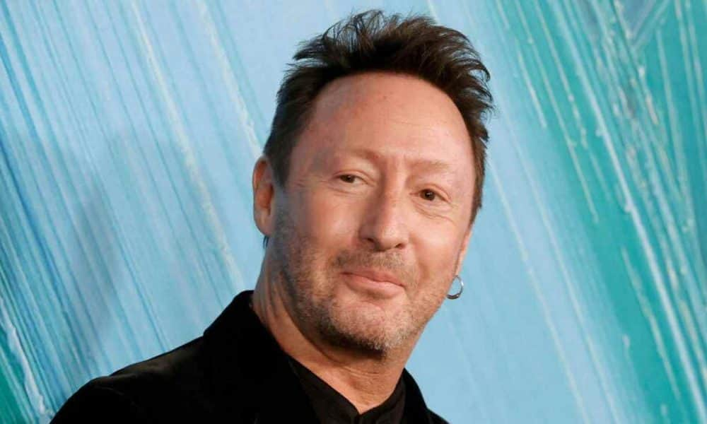 Julian Lennon NFT-ben árusítja ki a Beatles-relikviákat