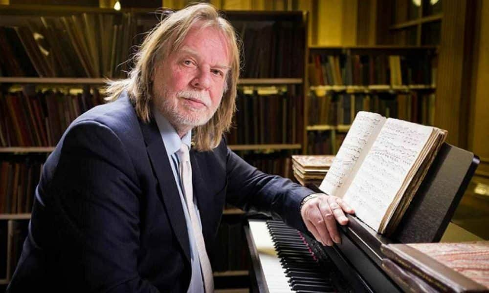 Rick Wakeman Győrben: Imádom a 70-es évek zenéit