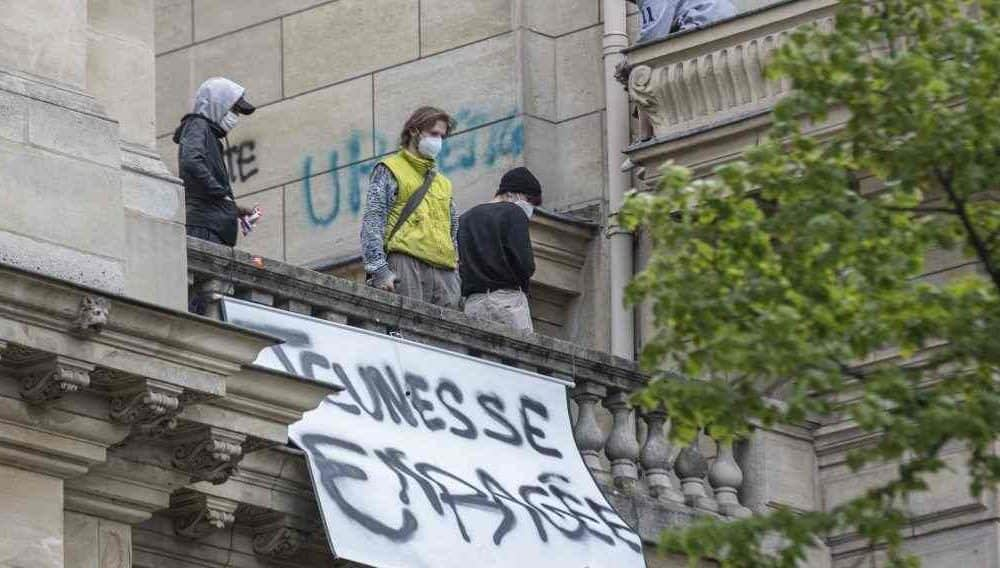 A francia diákok egyetemfoglalással tiltakoznak