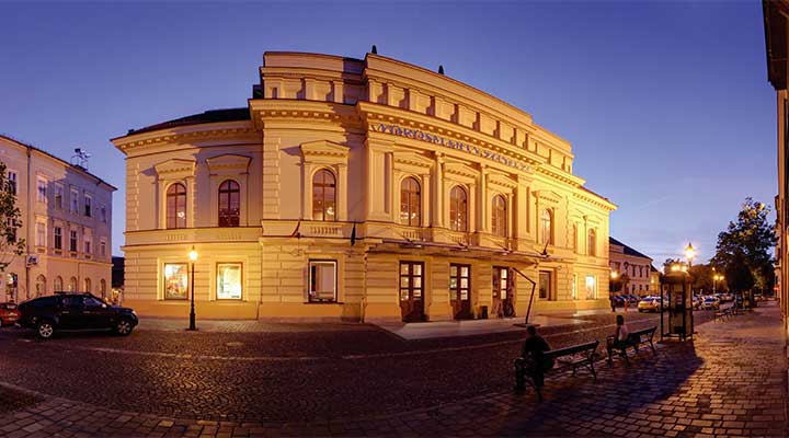 székesfehérvár Vörösmarty Színház