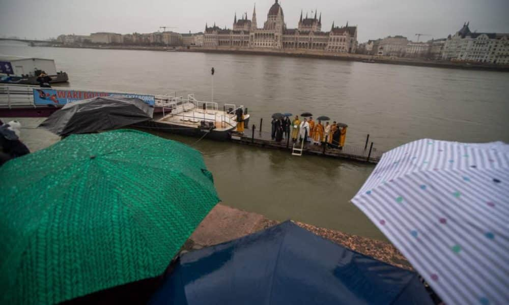 A nap fotója: Vízkereszt a Dunán