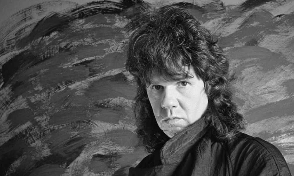 Gary Moore gitárosra egyedülálló módon emlékeznek Magyarországon