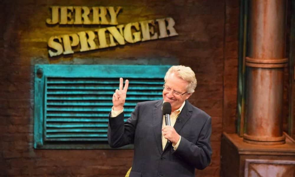 Elhunyt Jerry Springer