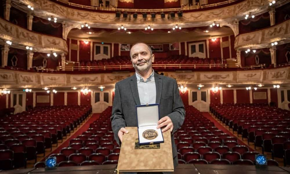 Rudolf Péter Makai Zsoltnak adta át a Várkonyi Zoltán-emlékdíjat