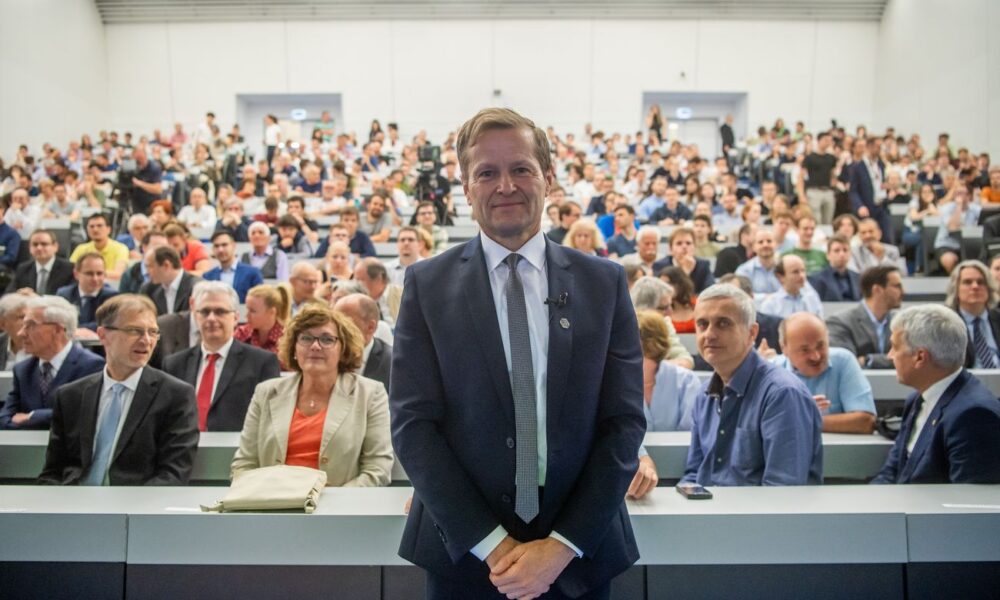 Krausz Ferenc lemondott az orosz tudományos akadémiai tagságáról