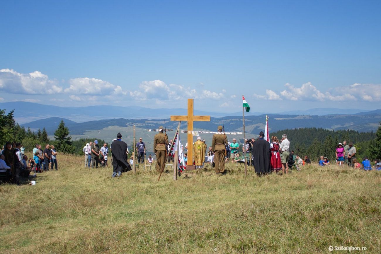 óriás-tetőn