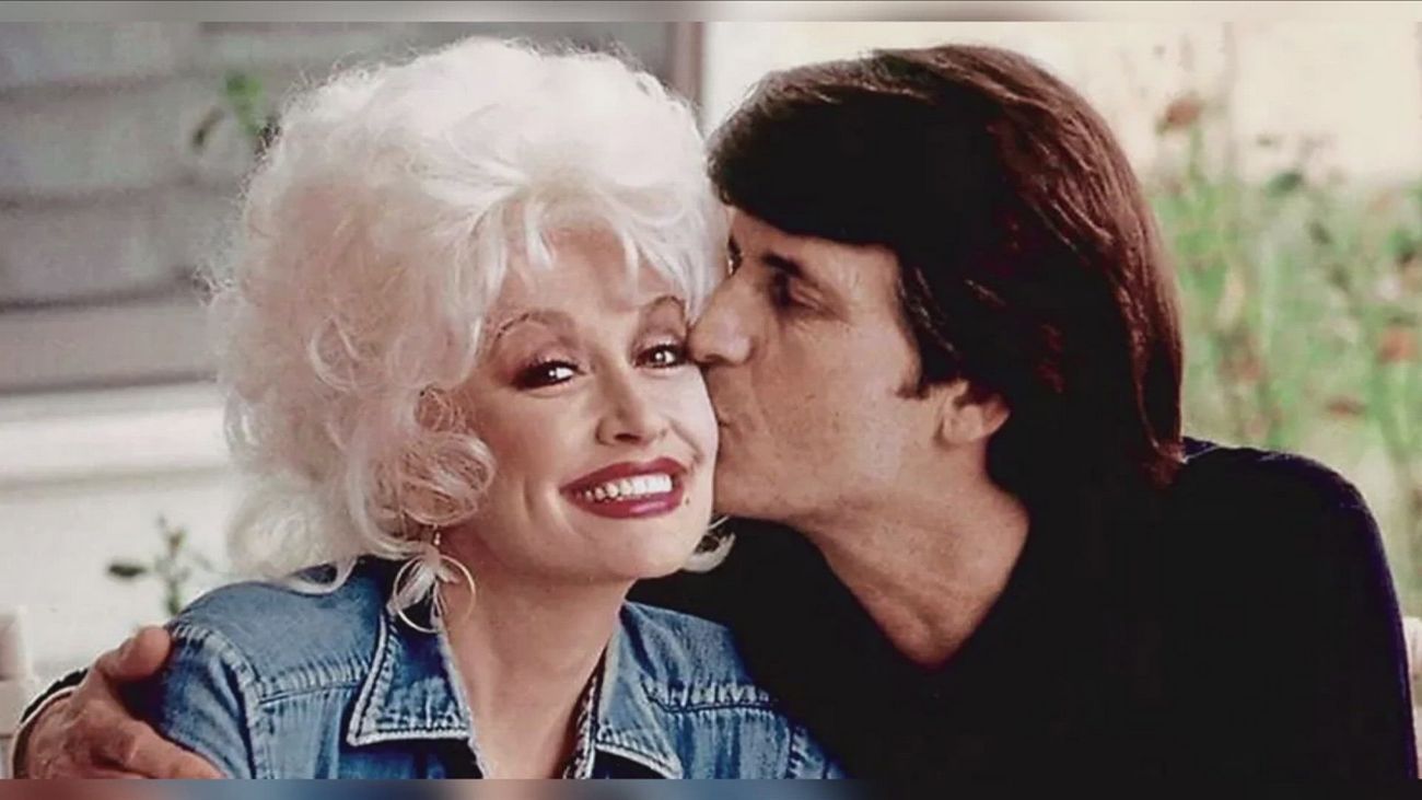 Dolly Parton gyászol, elvesztette élete társát