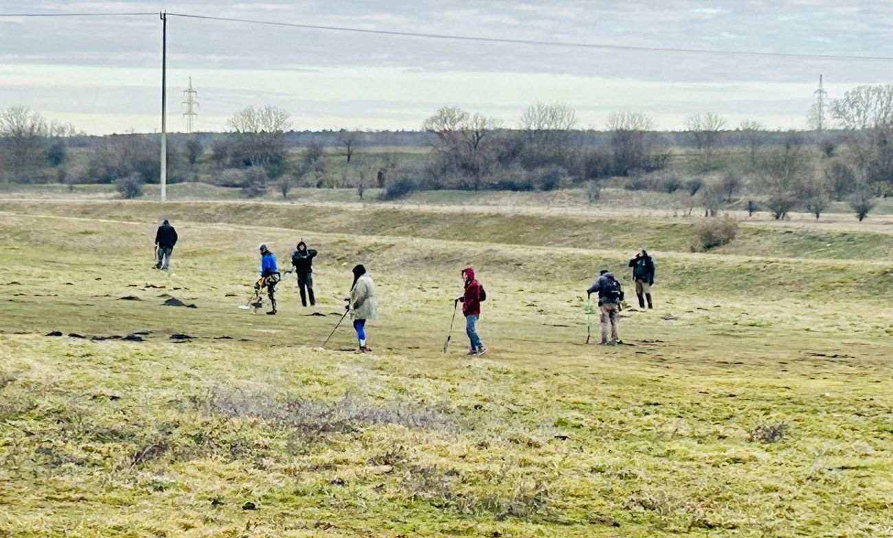 300 lelet és egy eltűnt kikötő nyomában – Szabadbattyán határában újraírják a római kor történetét