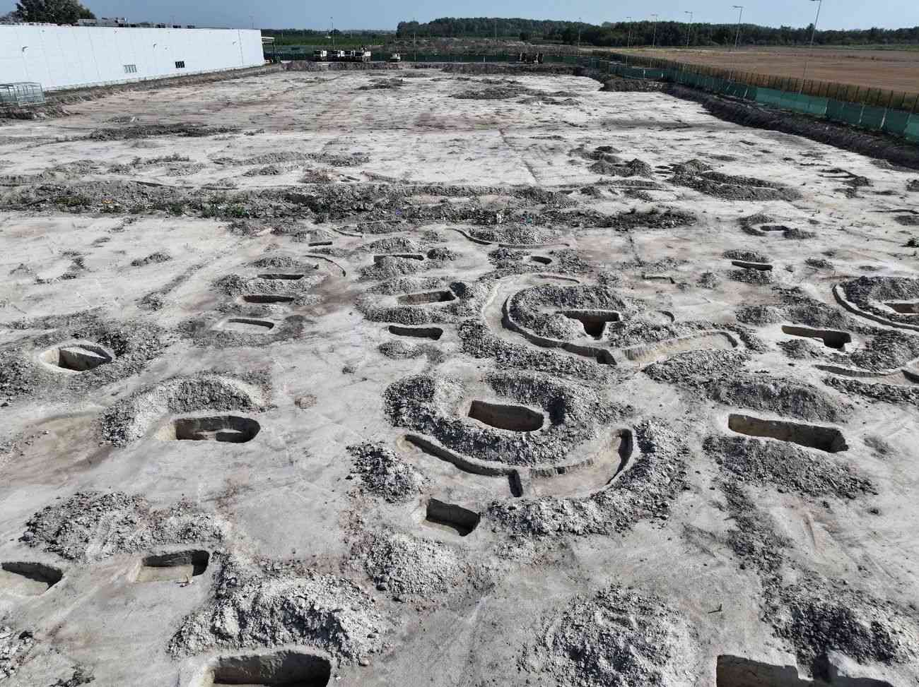 Még a sokat látott régészeket is meglepte, amit a sírokban találtak Dunavecsén