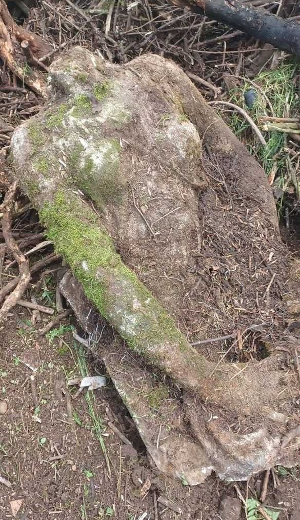 Rejtélyes női szobor került elő a földből Szolnokon