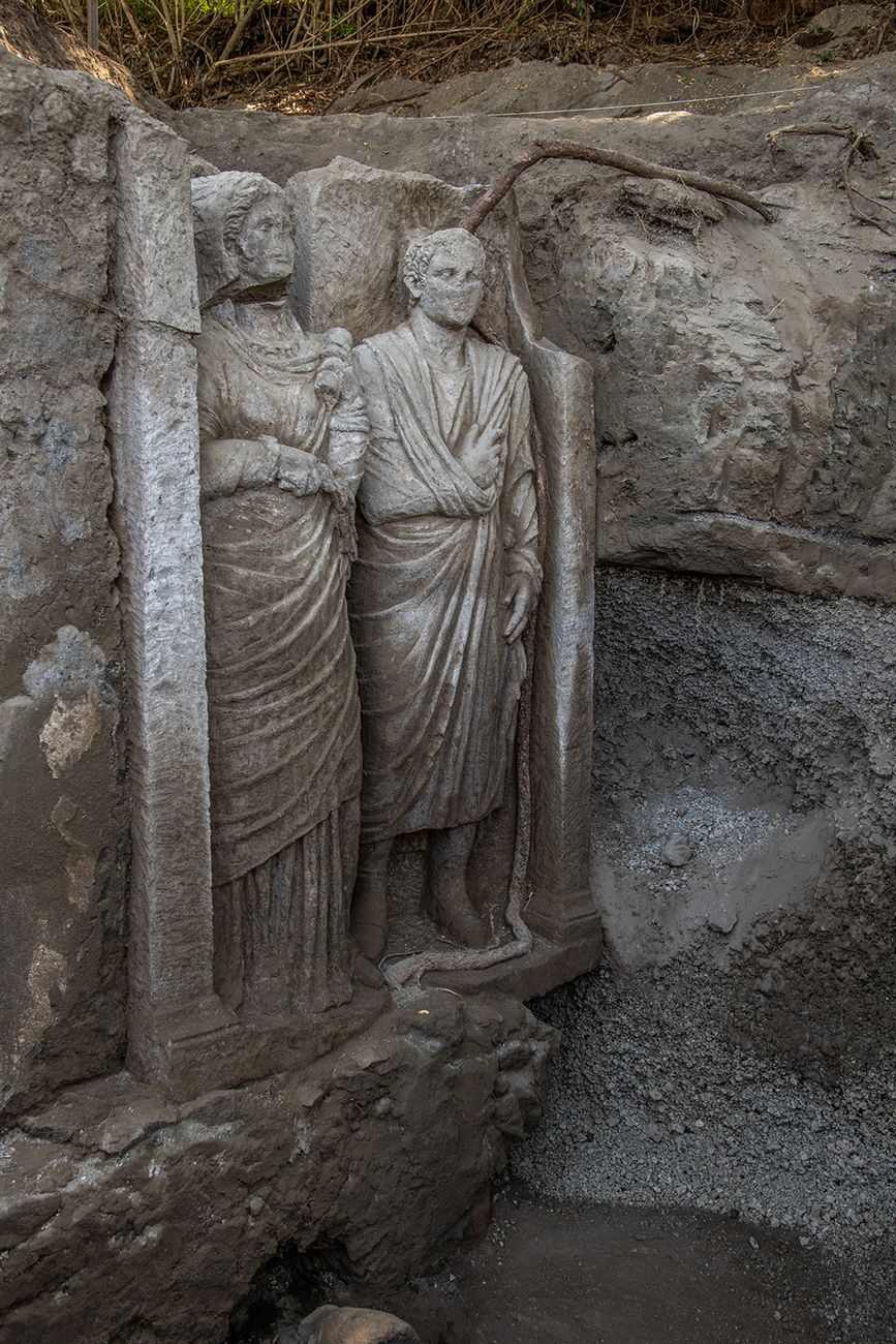 Életnagyságú házaspárt találtak Pompeji területén