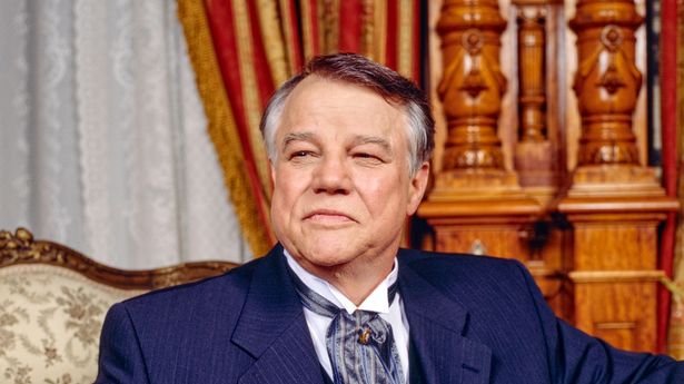 Elhunyt a mindig hiteles keményfiú, Joe Don Baker