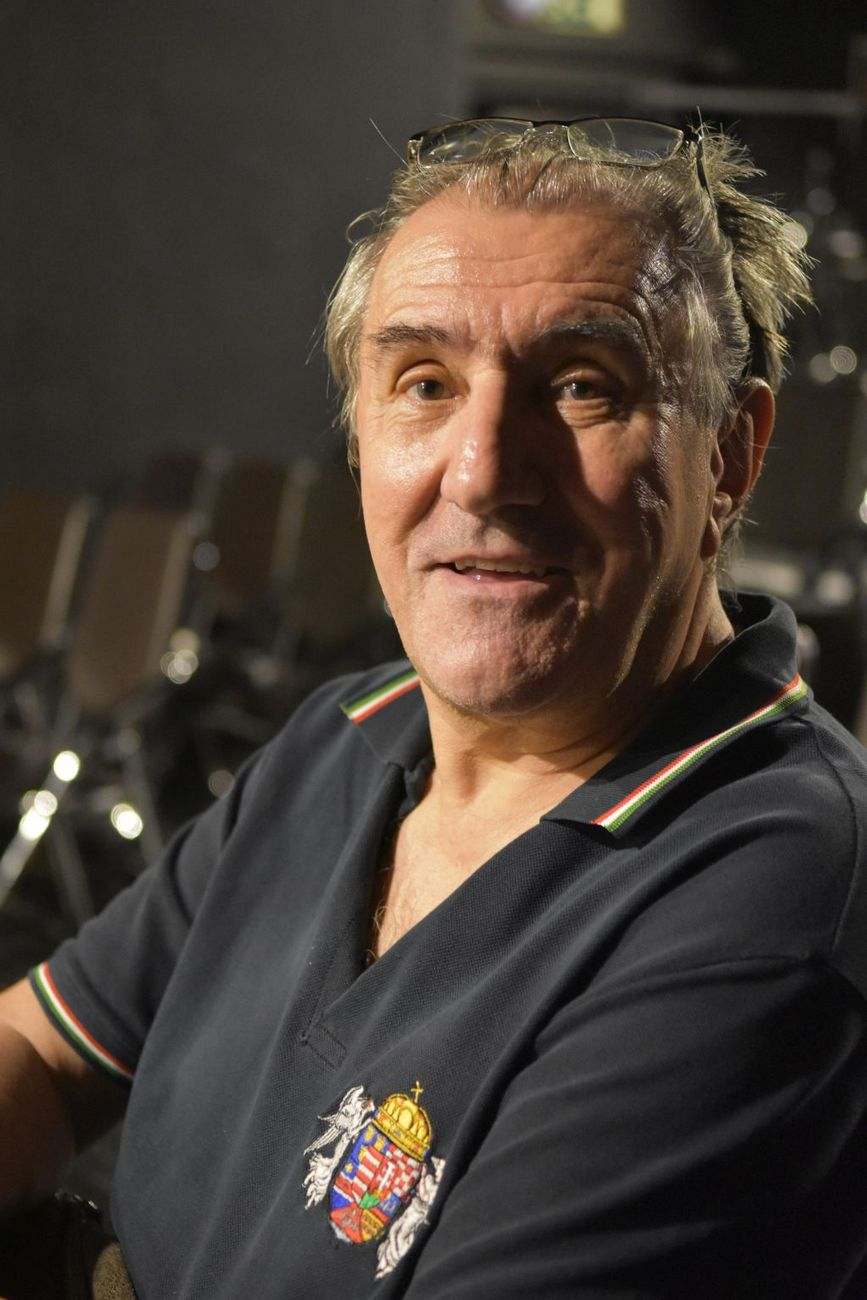 Eperjes Károly: Nyugat-Európában vajúdás van