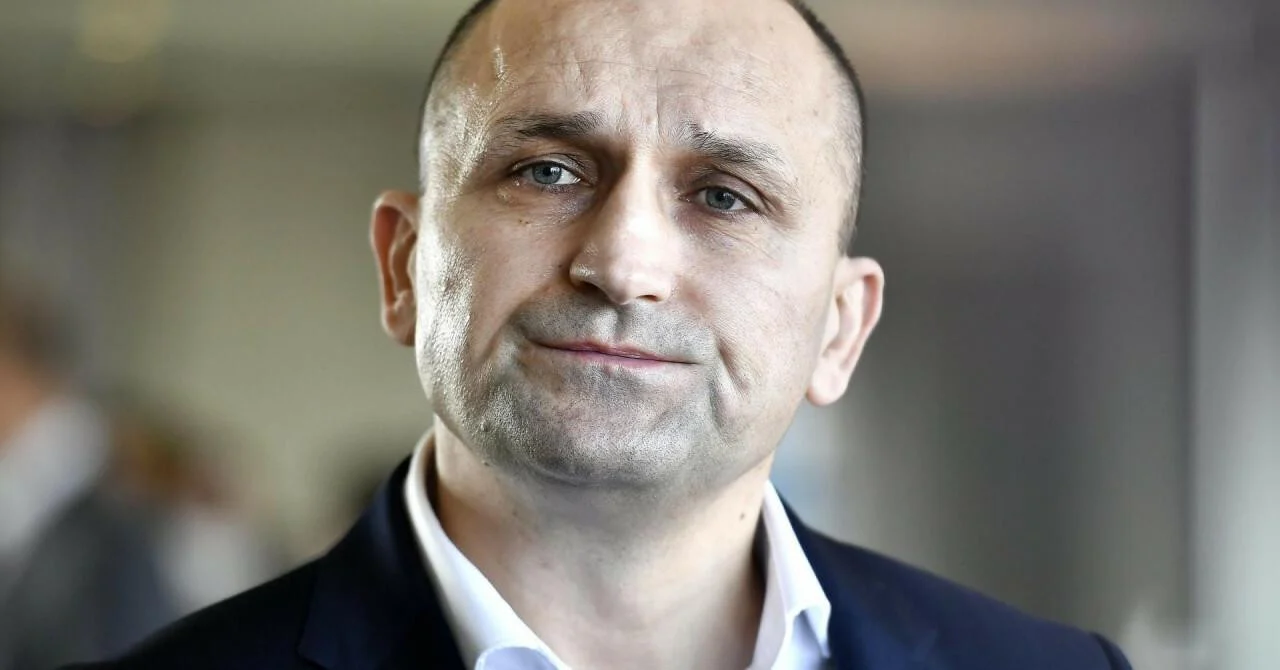 Újra bevezetik a kötelező sorkatonai szolgálatot a szomszédban