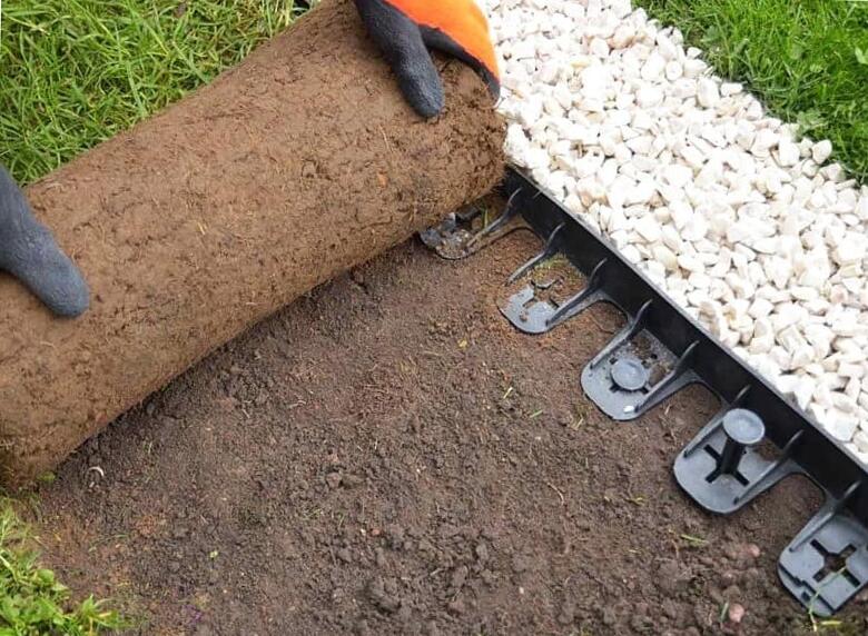 Hogyan hoz stílust a kertedbe a műanyag szegély?