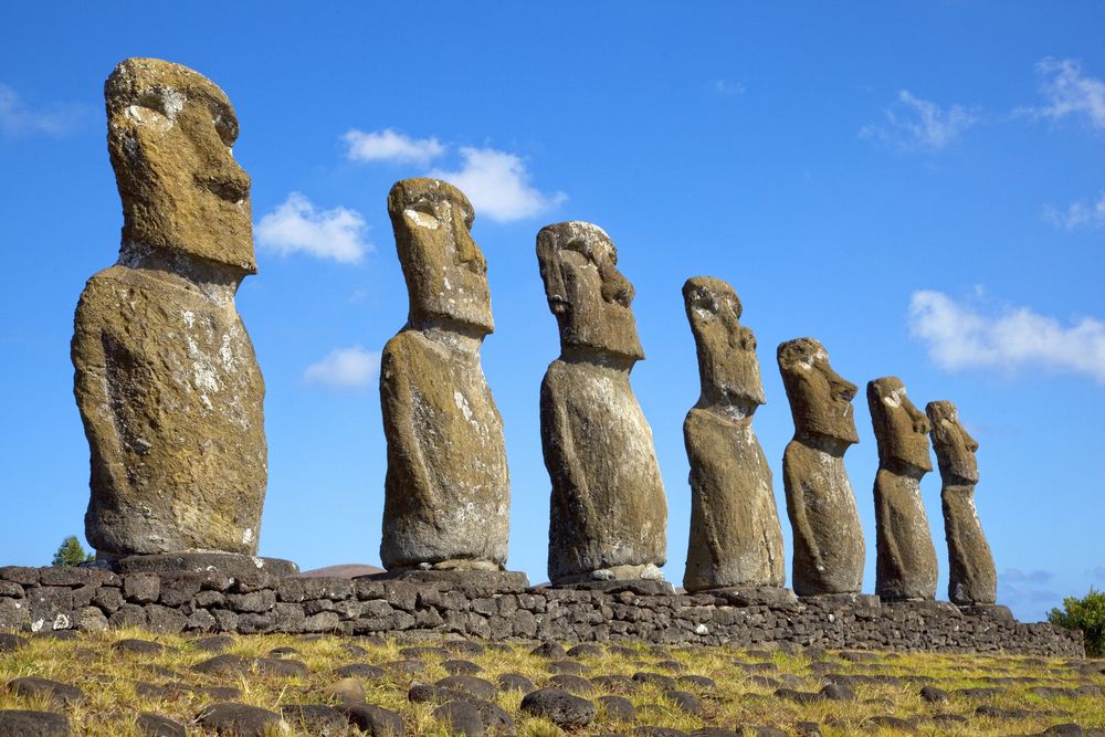 Eddig ismeretlen moai-szobor bukkant elő a Húsvét-szigeteken