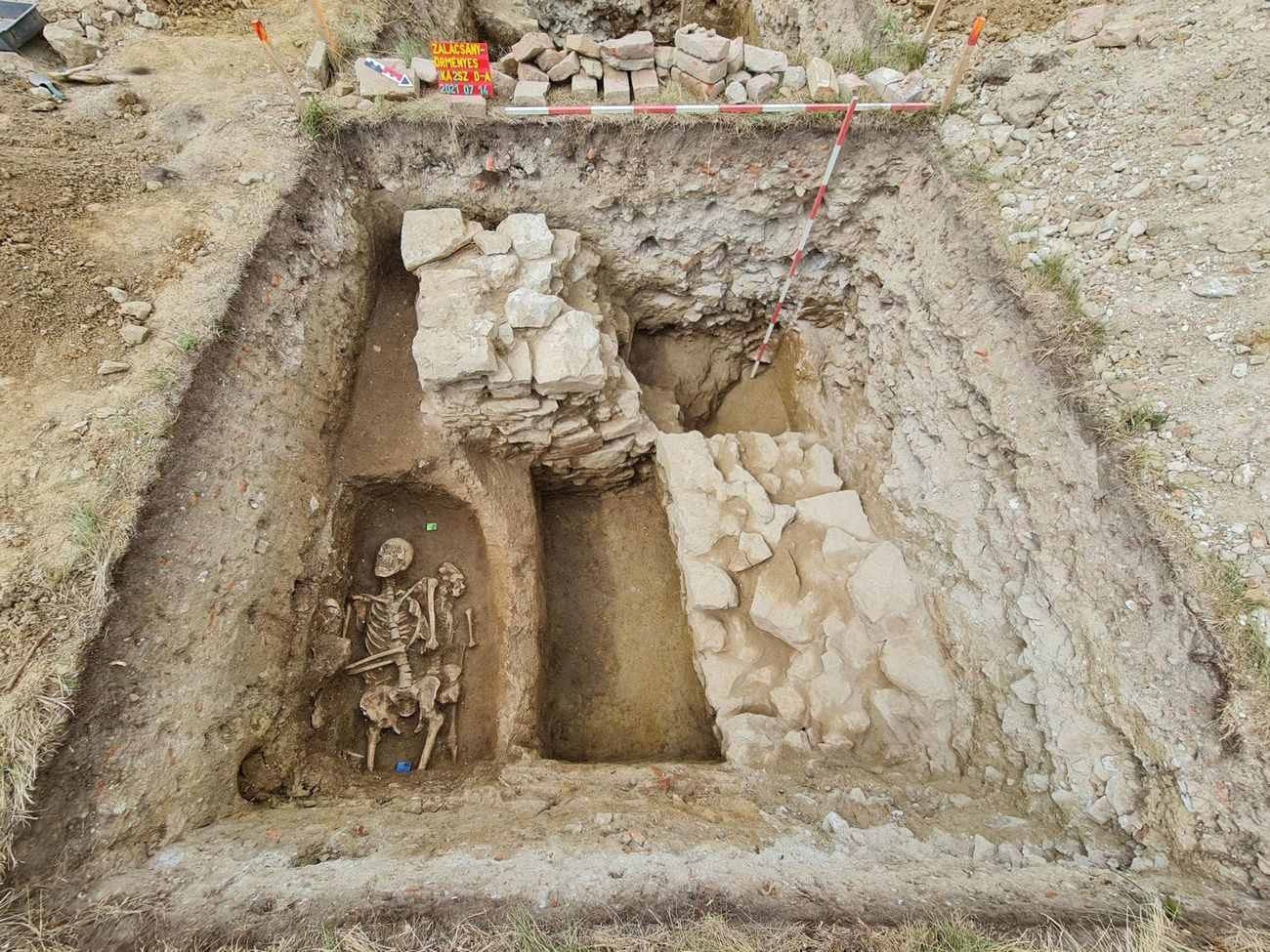 Az örvényeshegyi pálos kolostor titkait önkéntes régészek fejtették meg