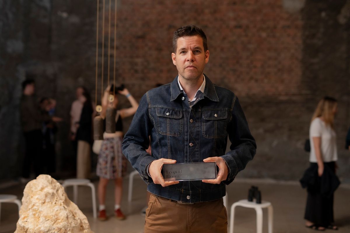 Dezső Tamás kapta a 6 ezer eurós Leopold Bloom Képzőművészeti Díjat