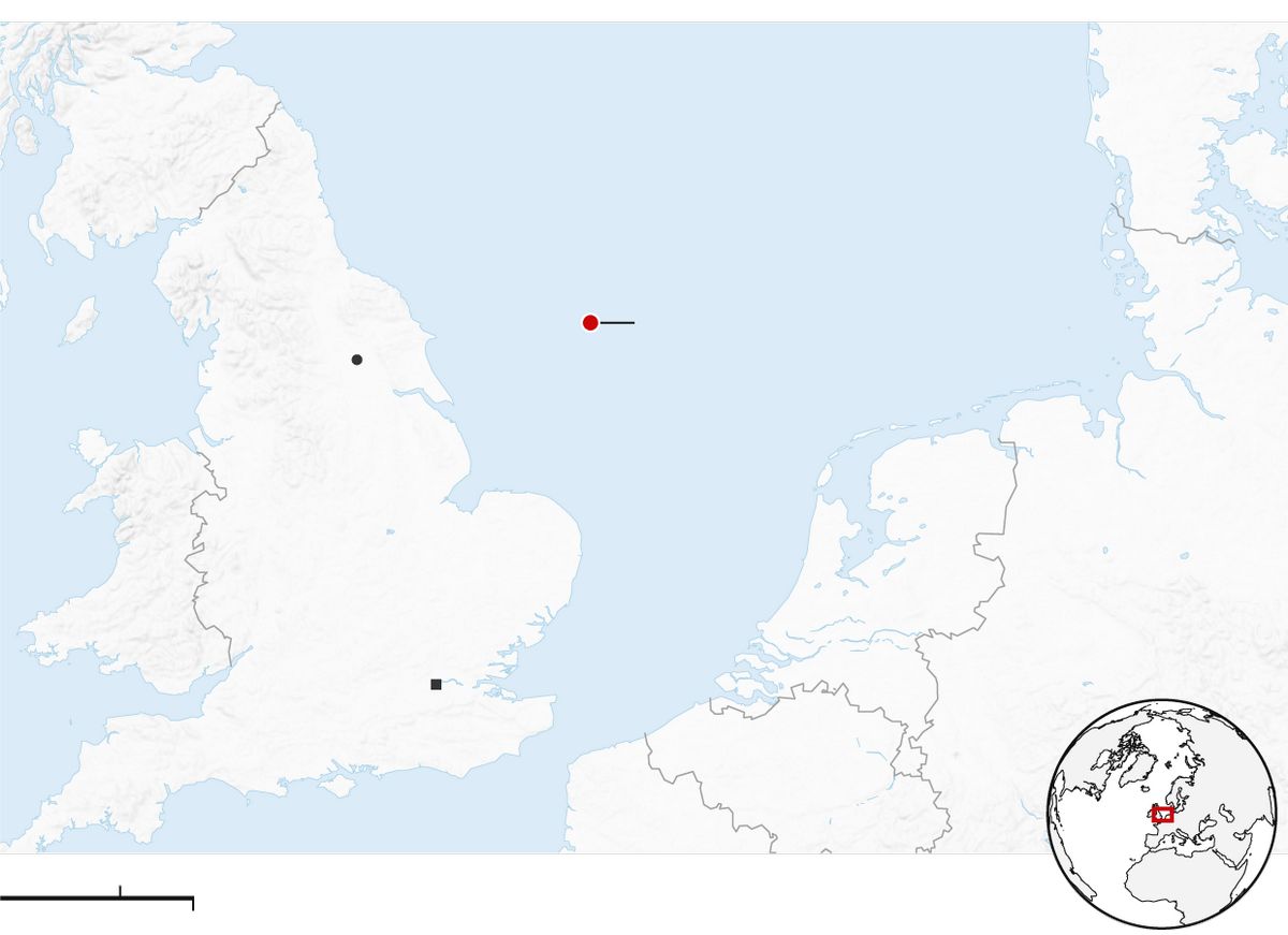 A Silverpit-kráterbe zuhant aszteroida 100 méter magas cunamit okozott a brit partoknál