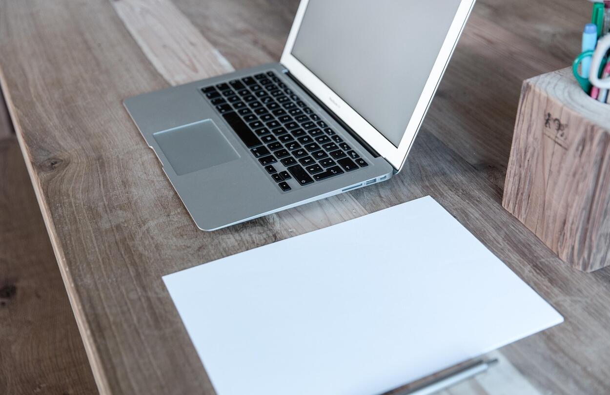 Az irodai munka nélkülözhetetlen eleme: a fénymásolópapír