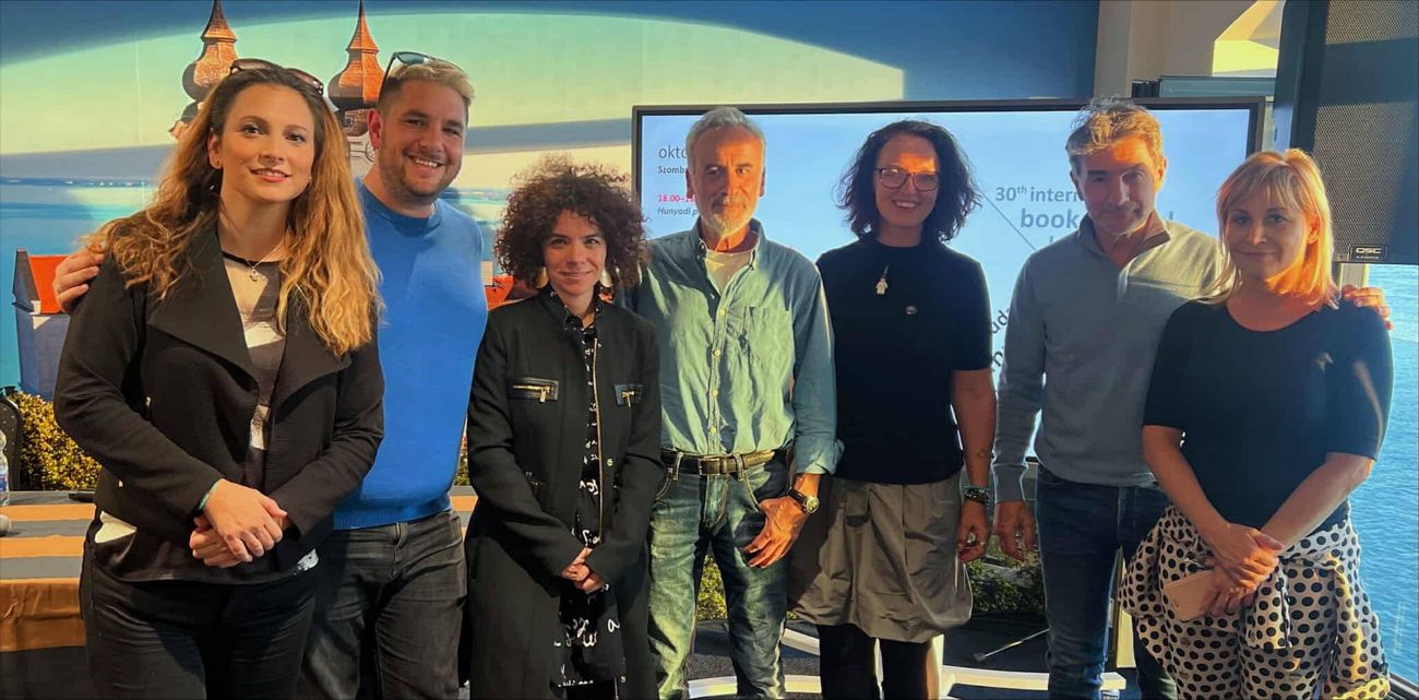 Kepes András is a csodálatos mesekönyvet értékelte a Könyvfesztiválon: Iskola a táskámban