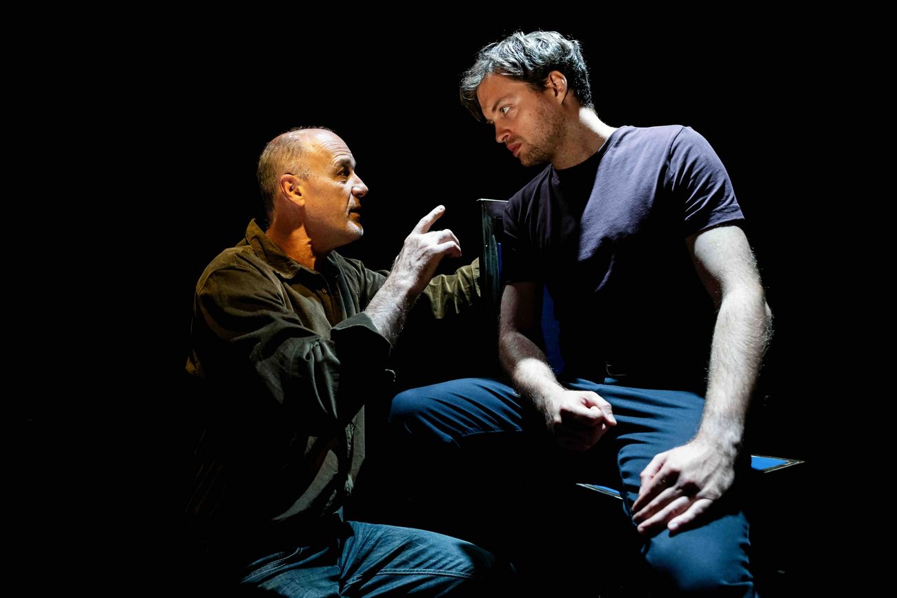 Színdarab Borbély Szilárd író szüleinek meggyilkolásáról