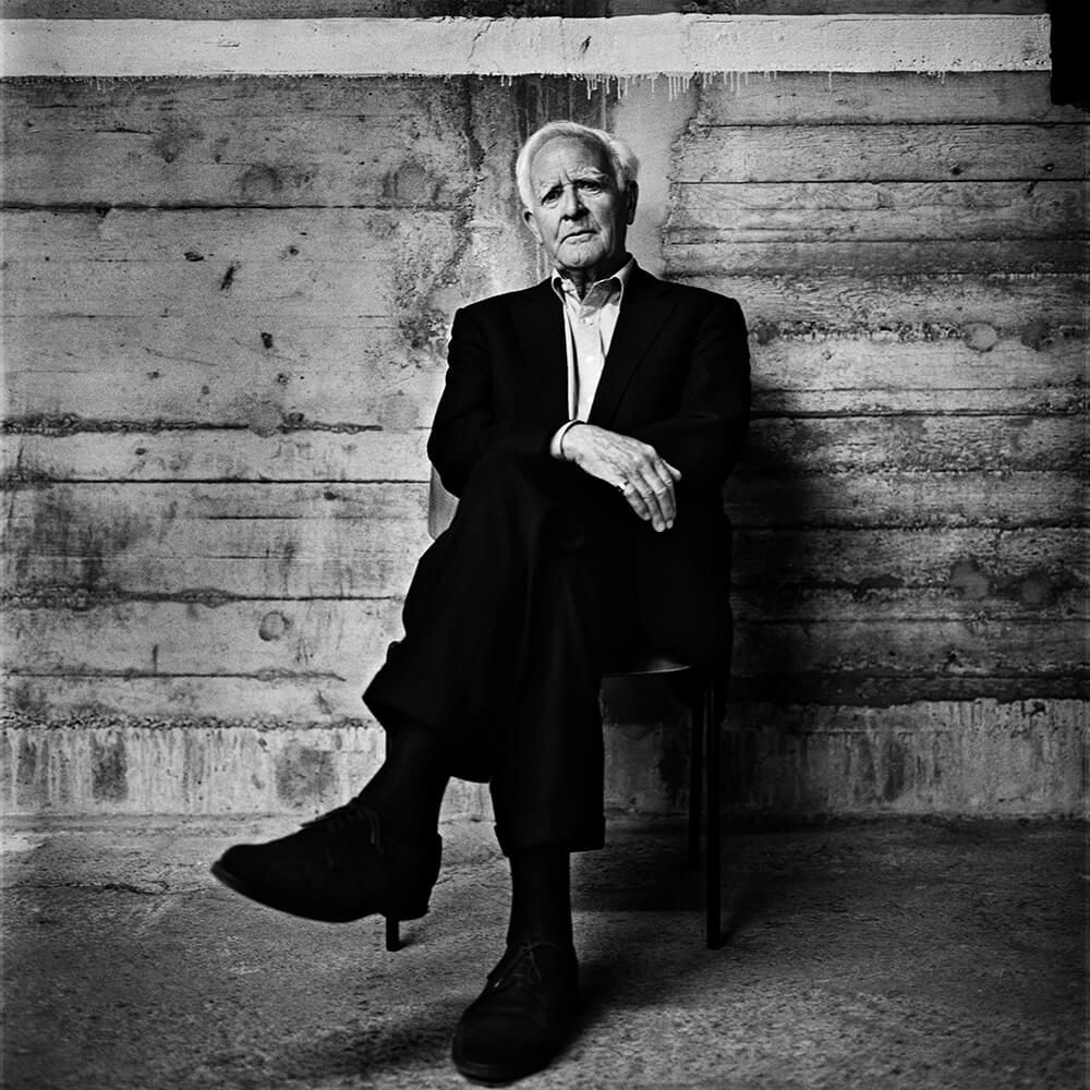 John le Carré: Nem kém vagyok, aki regényeket ír, hanem író, aki egy rövid ideig a titkos világban dolgozott