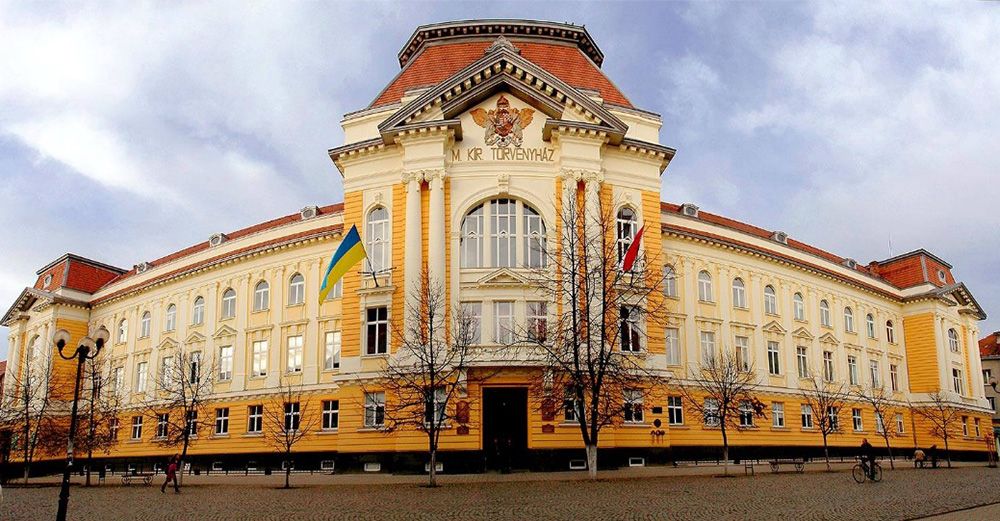 Több mint 24 órája tartják fogva a Rákóczi Egyetem négy diákját