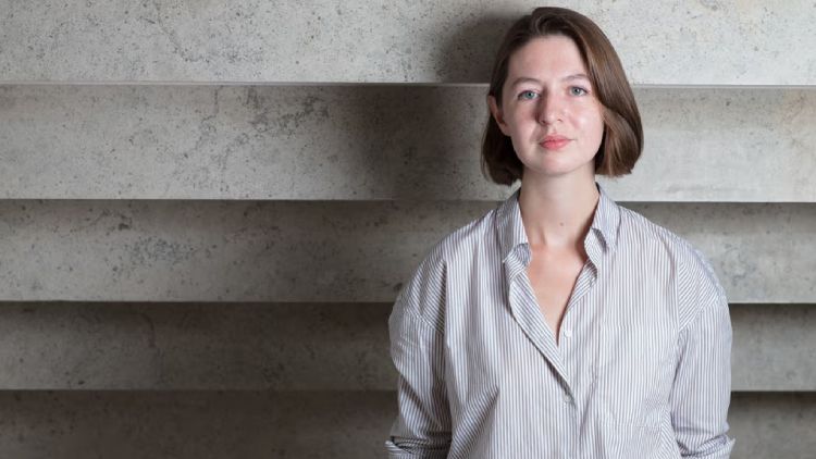 Sally Rooney könyvei eltűnhetnek a brit boltokból a Palestine Action támogatása miatt