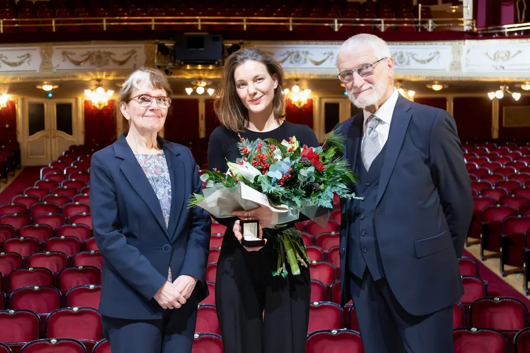 Radnay Csilla vehette át a Ruttkai Éva-emlékgyűrűt